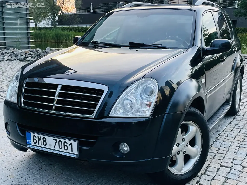SsangYong Rexton, 2.7XDi 4x4 AUT VÝHŘEV KAMERA